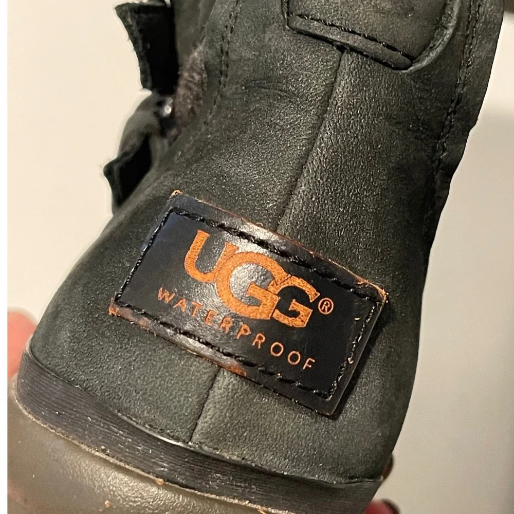 UGG‎ Simmens Waterproof Boot Womens 8.5 Black Leather Wool Moto Buckle 1005285